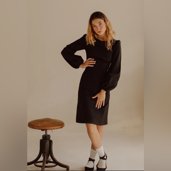 Onirik Dresses & Skirts - Black Puff-Sleeve Midi Dress - Women
